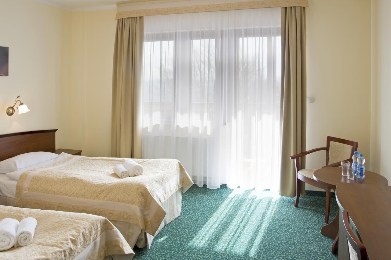 Hotel Zieleniec Zieleniec  Eksteriør bilde
