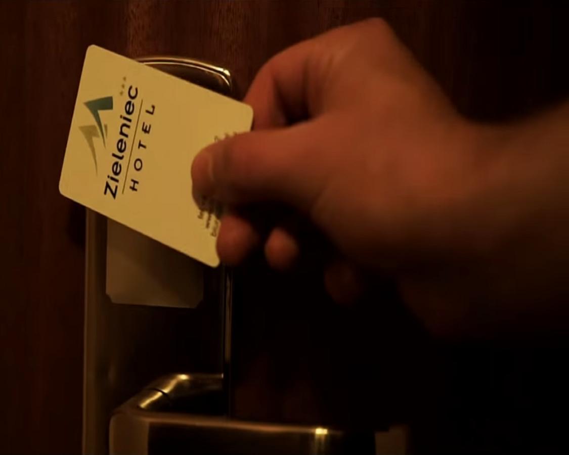 Hotel Zieleniec Zieleniec  Eksteriør bilde